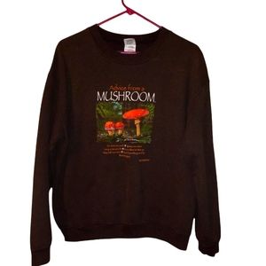Gildan Heavy Blend Advice from a Mushroom Grafic Sweatshirt Size Medium
